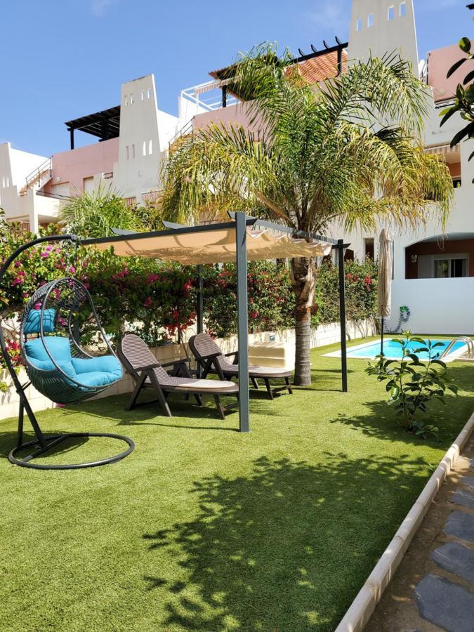 Bajo En Primera Linea De Vera-Playa Con Piscina Privada! Bagian luar foto
